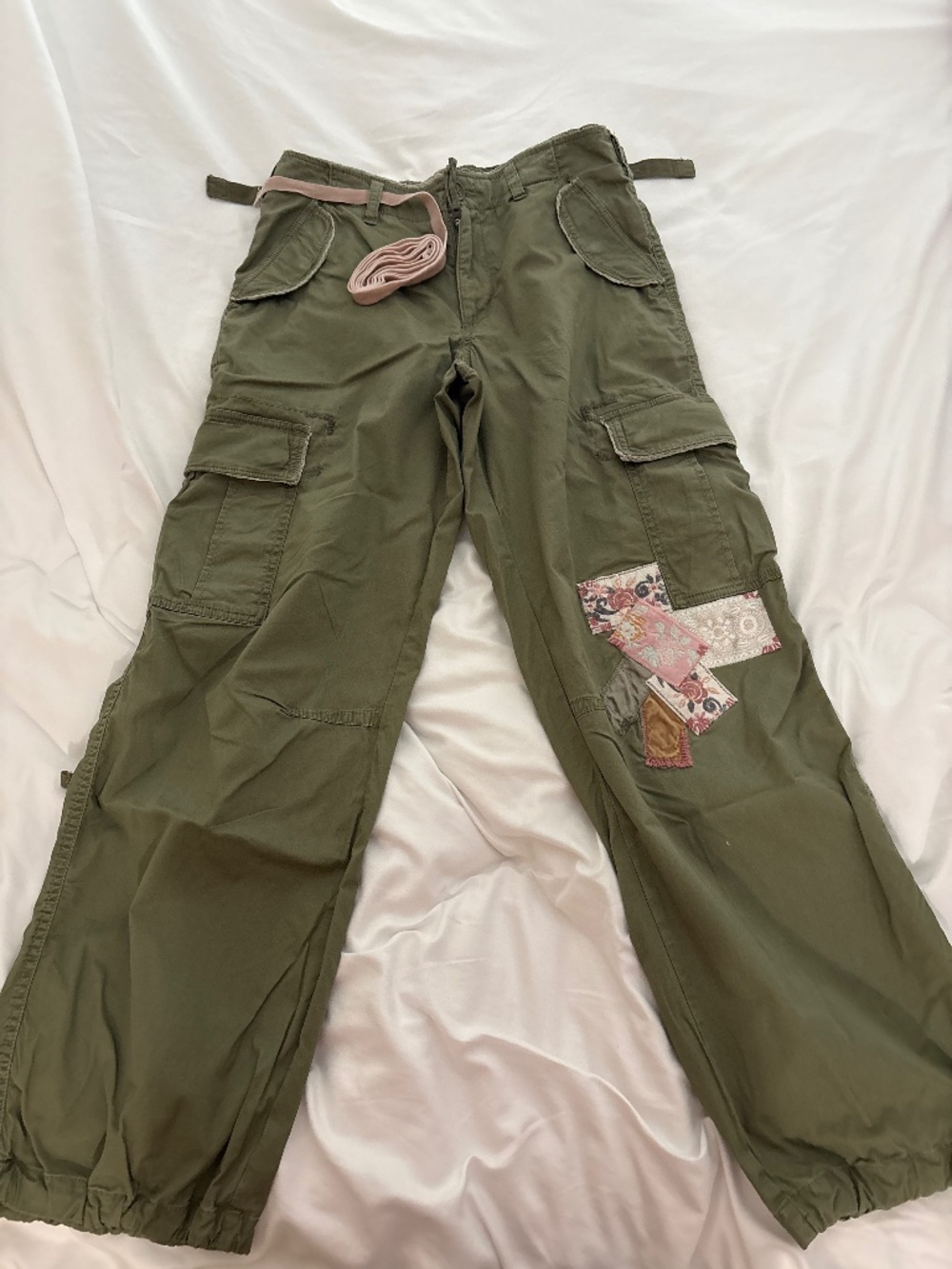 Abercrombie and Fitch army green pants.